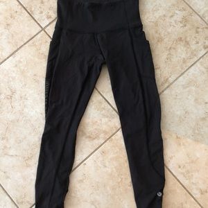 Lululemon Seek the heat cropped leggings